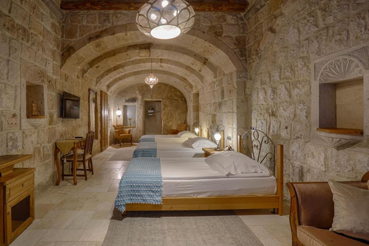 Hotel Hera Cave