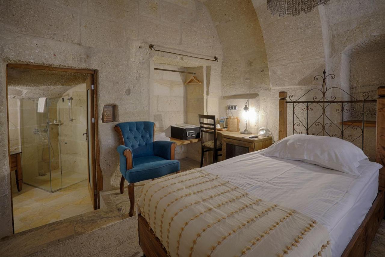 Hotel Hera Cave 2*