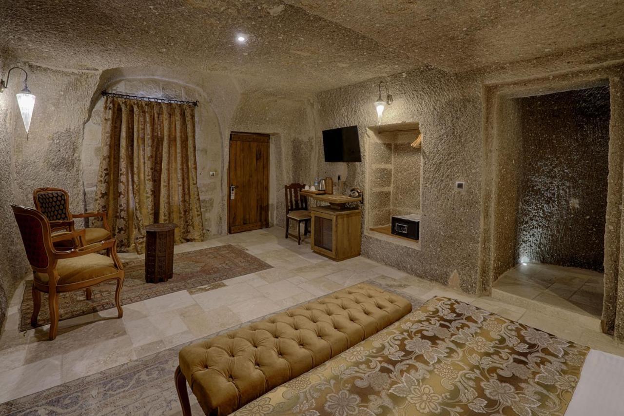 Hera Cave Hotel 2*